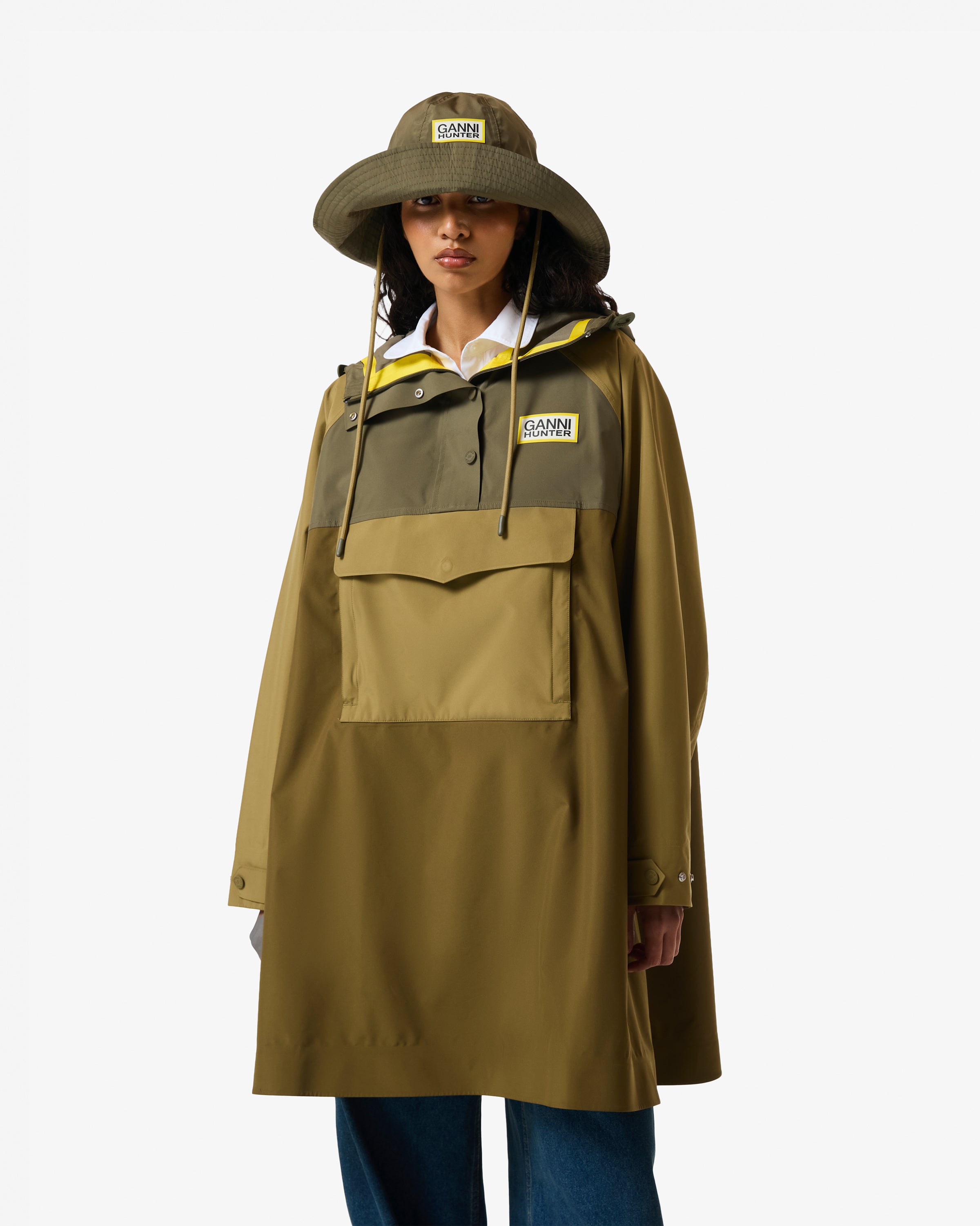 GANNIXHUNTERWATERPROOFPONCHO-HARU0010262-XA-2.jpg