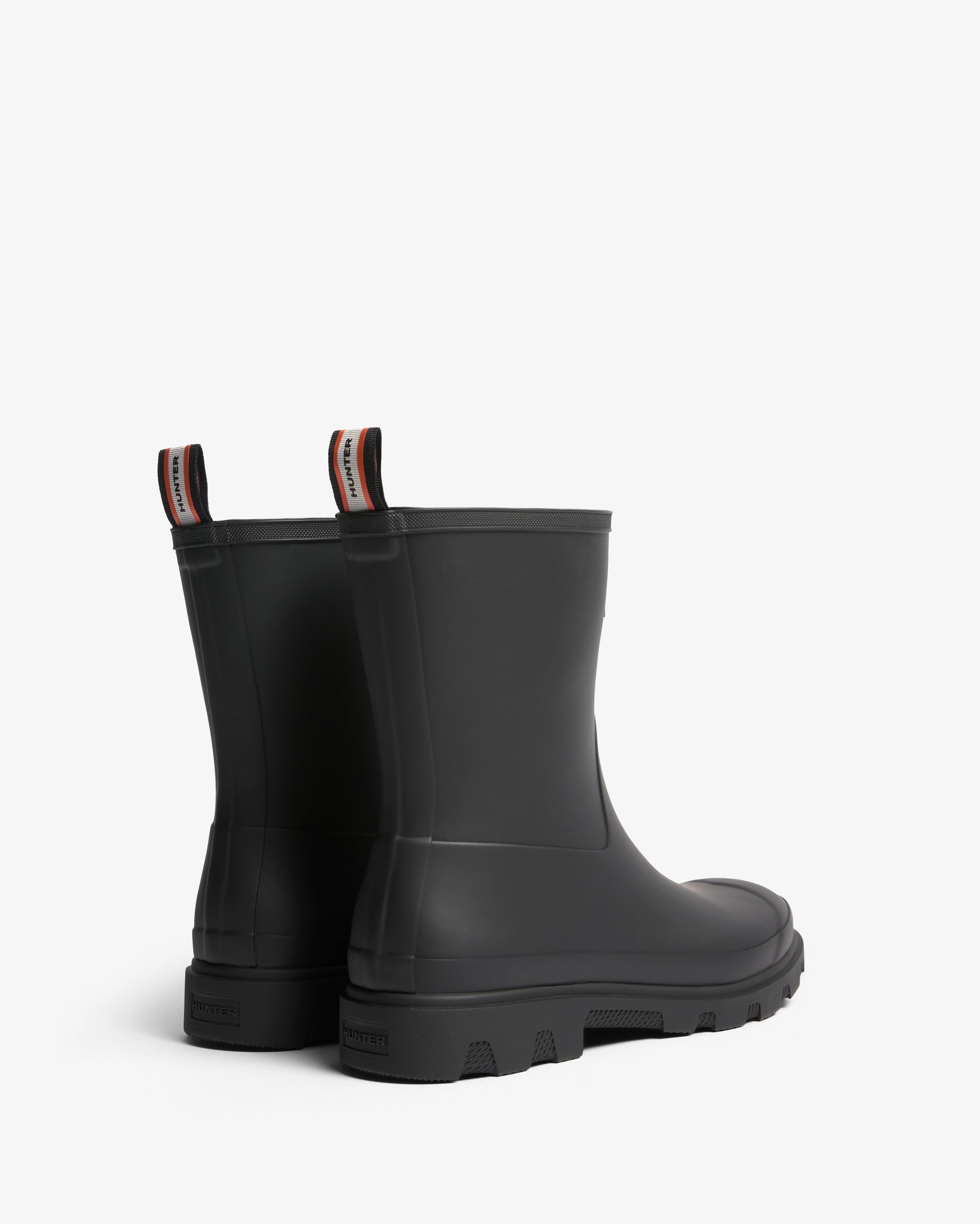 HFRU0031252-BLK-HUNTERXMAISONKITSUNEUNISEXDOWNPOURSHORTBOOT-3.jpg